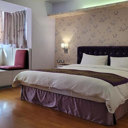 Left Bank 121 Hotel Đài Nam Ngoại thất bức ảnh