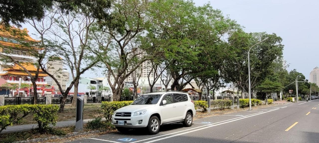 Left Bank 121 Hotel Đài Nam Ngoại thất bức ảnh