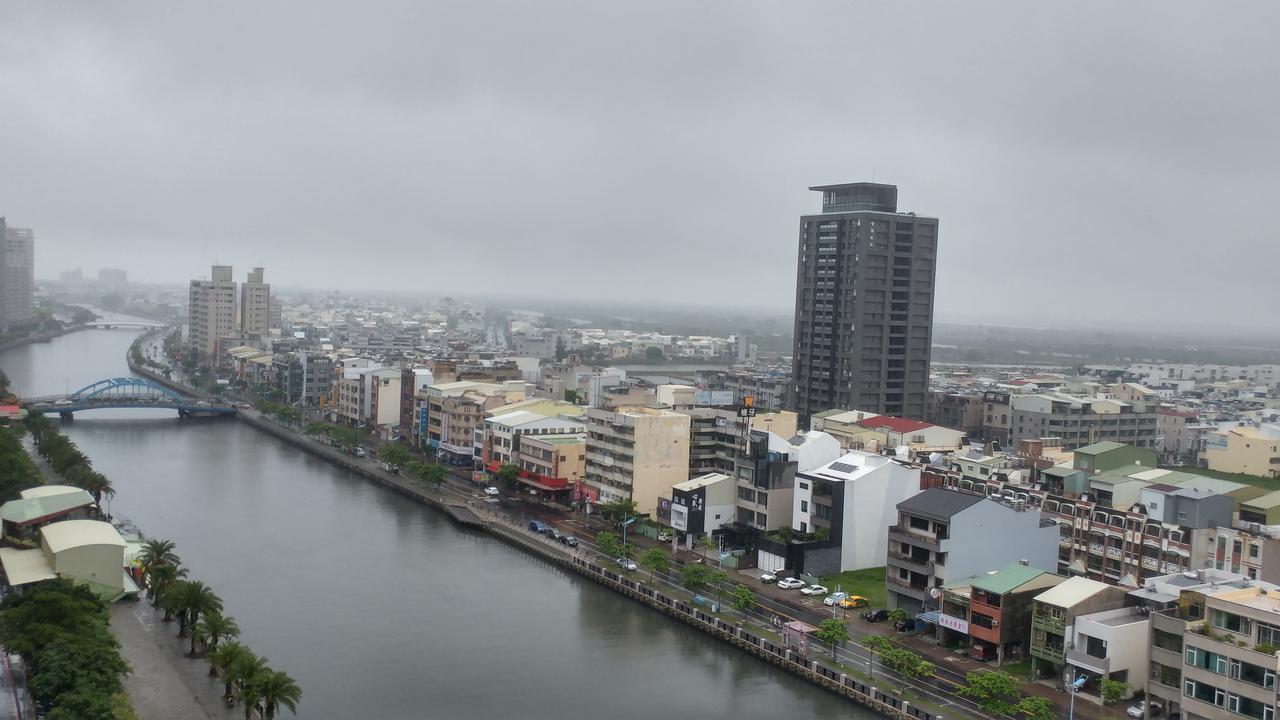 Left Bank 121 Hotel Đài Nam Ngoại thất bức ảnh
